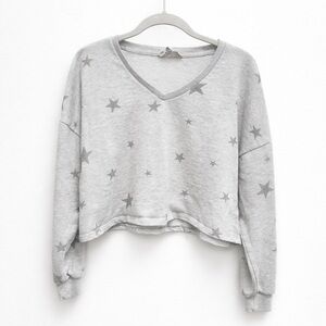 Gray Star Patterned V-Neck Sweater